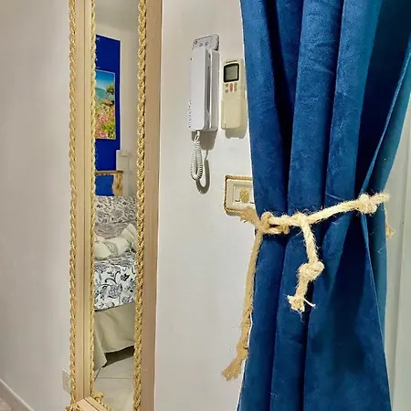Blu Airport לינה וארוחת בוקר פיומיצ'ינו